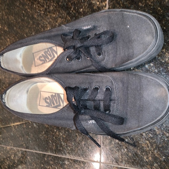 ✨AUTHENTIC black vans✨ - Picture 2 of 5